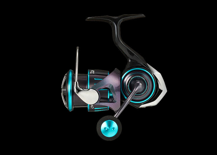 Daiwa 23 Emeraldas RX LT Spinning Reel – TackleWest