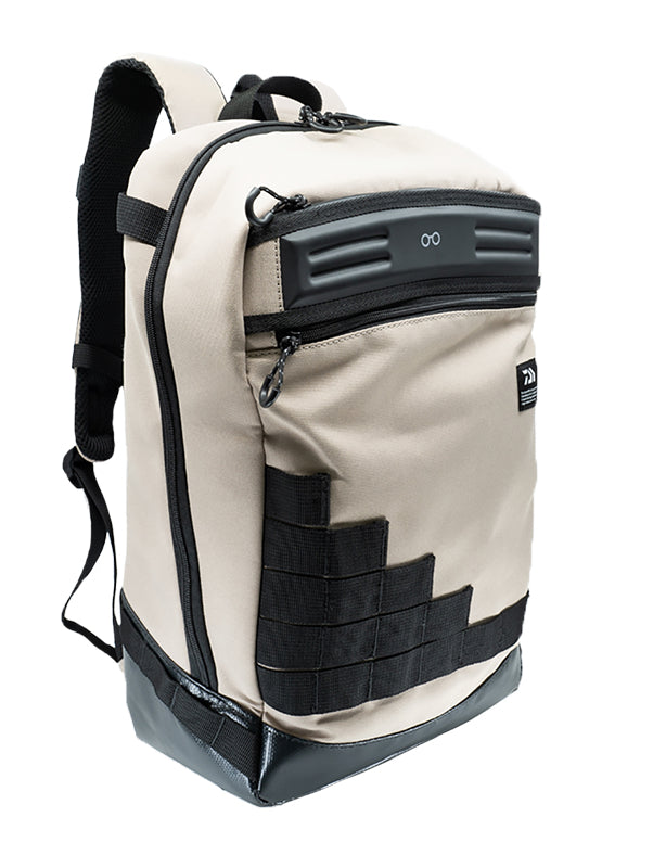 Daiwa Guide Backpack Coyote BP-20022 – TackleWest