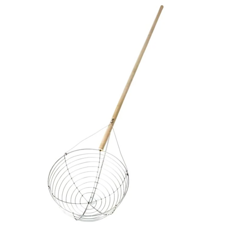 Sunseeker Crab Scoop Wooden Handle - TackleWest 